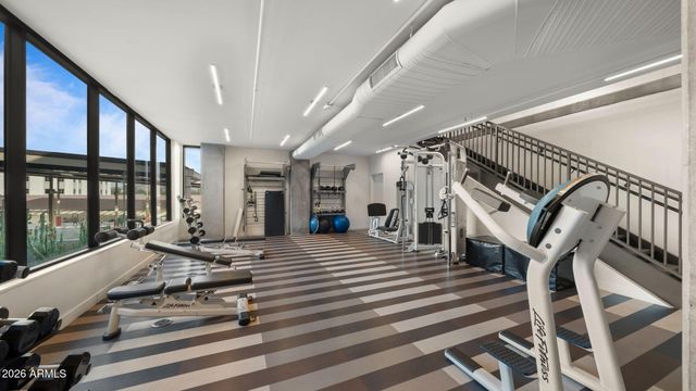 2300 E CAMPBELL Avenue 202, Phoenix, AZ 85016