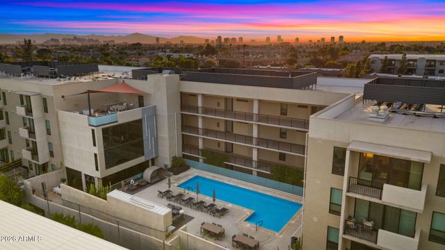 2300 E CAMPBELL Avenue 202, Phoenix, AZ 85016