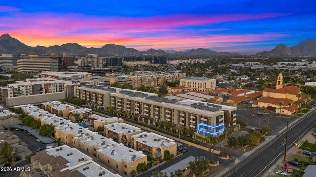 2300 E CAMPBELL Avenue 202, Phoenix, AZ 85016