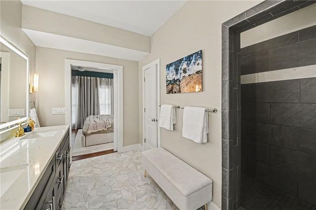 2941 Grand Avenue, Kansas City, MO 64108
