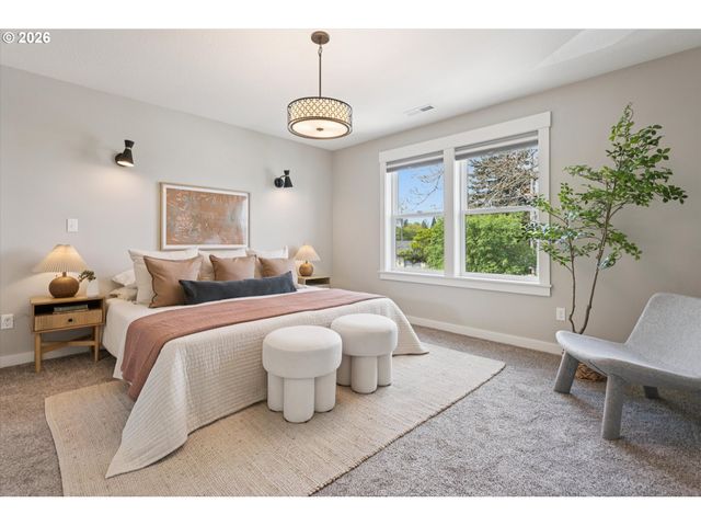 1430 Ne 72ND Ave, Portland, OR 97213