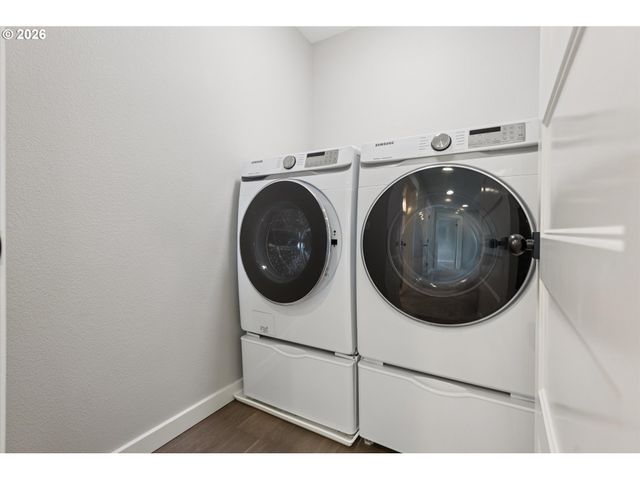 1430 Ne 72ND Ave, Portland, OR 97213