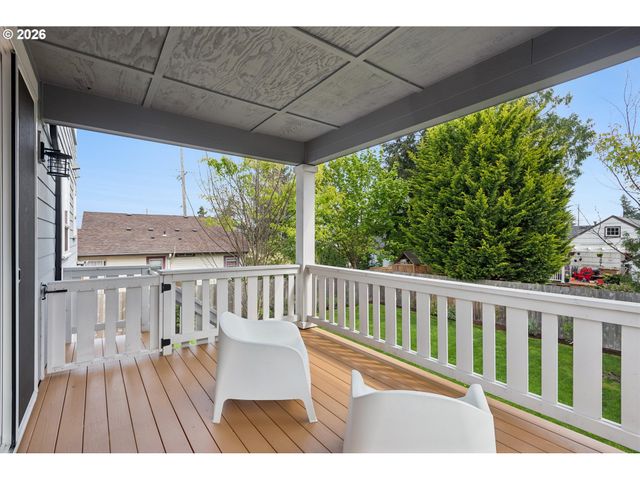 1430 Ne 72ND Ave, Portland, OR 97213