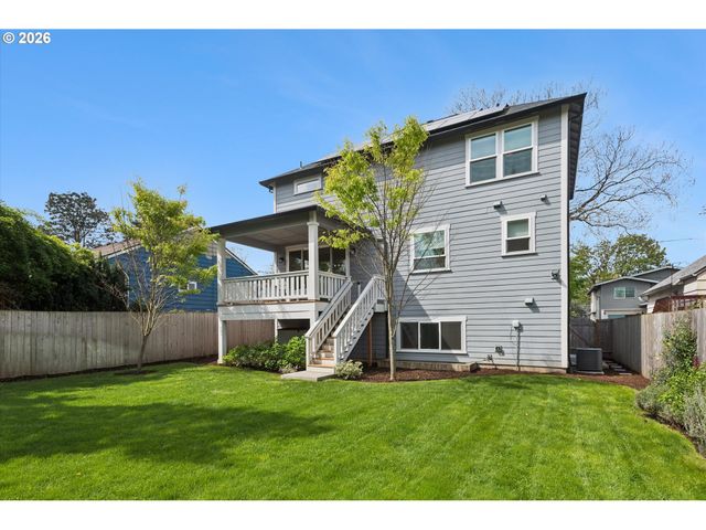 1430 Ne 72ND Ave, Portland, OR 97213