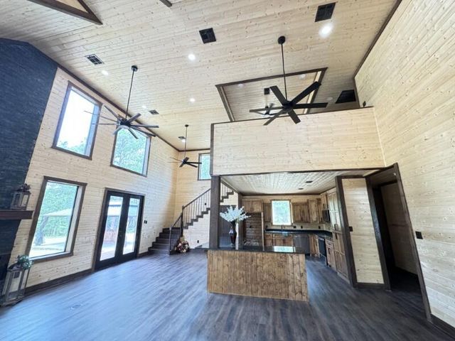 137 J A C Dr, Leesville, LA 71446