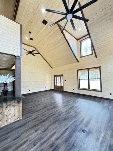 137 J A C Dr, Leesville, LA 71446