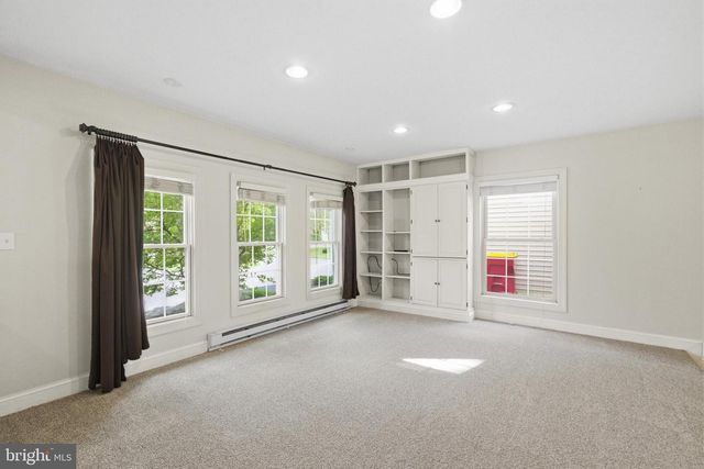 227 HERITAGE DR, Gettysburg, PA 17325