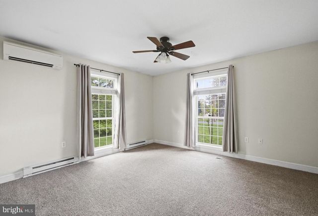 227 HERITAGE DR, Gettysburg, PA 17325
