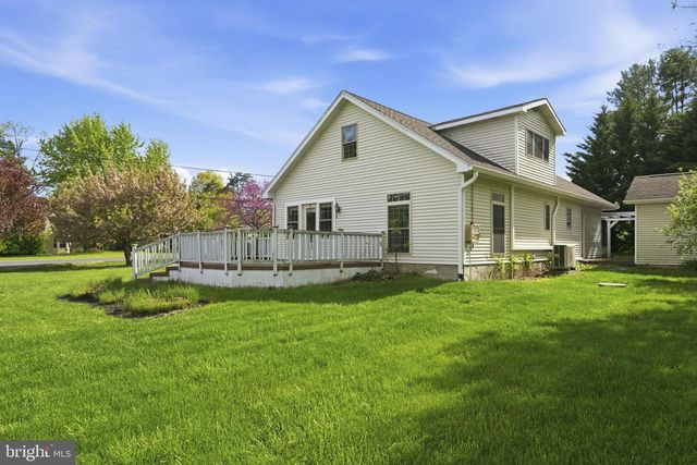 227 HERITAGE DR, Gettysburg, PA 17325