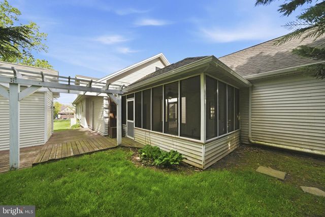 227 HERITAGE DR, Gettysburg, PA 17325