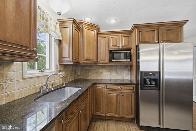 227 HERITAGE DR, Gettysburg, PA 17325