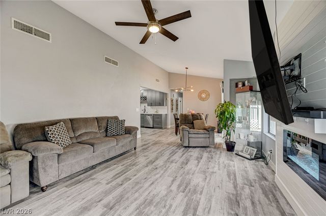6712 Accent Court, Las Vegas, NV 89108