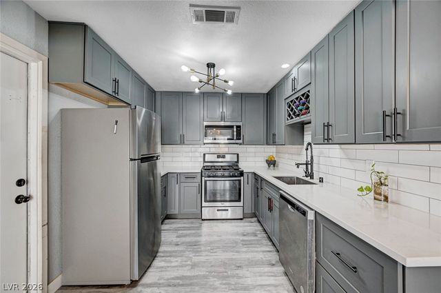 6712 Accent Court, Las Vegas, NV 89108