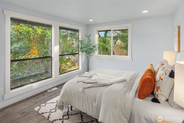 8515 129th Avenue SE, Newcastle, WA 98056