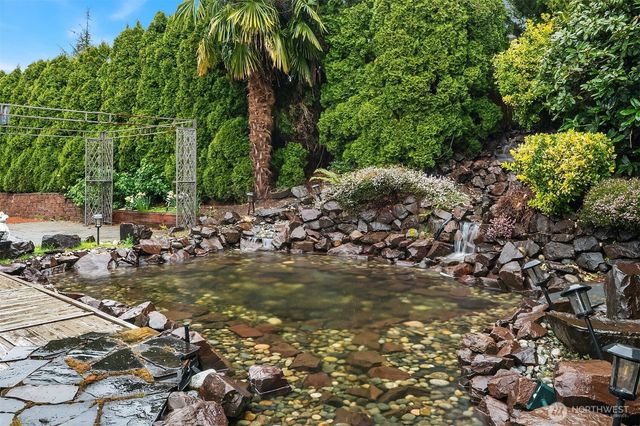 8515 129th Avenue SE, Newcastle, WA 98056