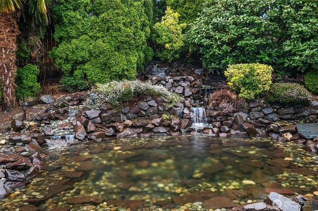 8515 129th Avenue SE, Newcastle, WA 98056