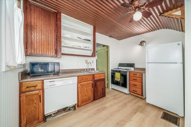 2471 Valleyview Drive, Columbus, OH 43204