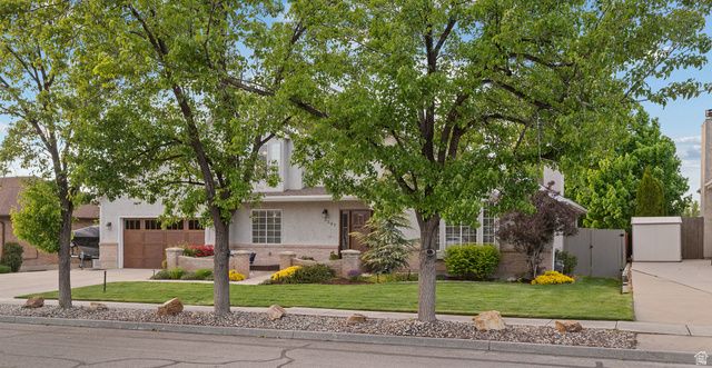2247 E WILLOW HILLS DR, Sandy, UT 84093
