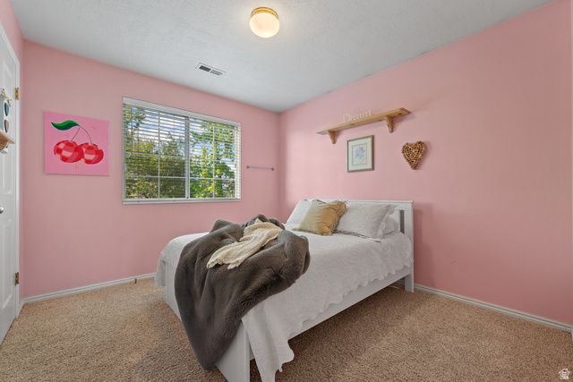 2247 E WILLOW HILLS DR, Sandy, UT 84093