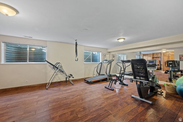 2247 E WILLOW HILLS DR, Sandy, UT 84093