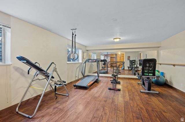 2247 E WILLOW HILLS DR, Sandy, UT 84093