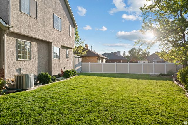 2247 E WILLOW HILLS DR, Sandy, UT 84093
