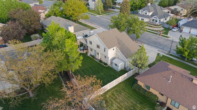 2247 E WILLOW HILLS DR, Sandy, UT 84093