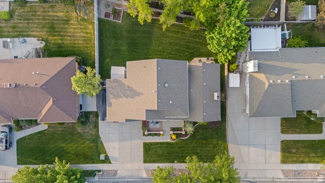2247 E WILLOW HILLS DR, Sandy, UT 84093