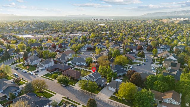 2247 E WILLOW HILLS DR, Sandy, UT 84093