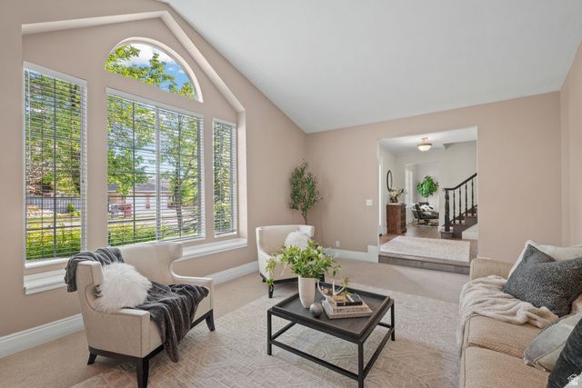 2247 E WILLOW HILLS DR, Sandy, UT 84093