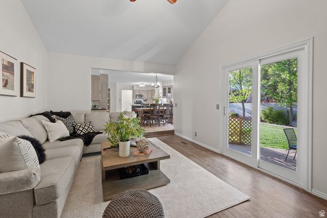2247 E WILLOW HILLS DR, Sandy, UT 84093