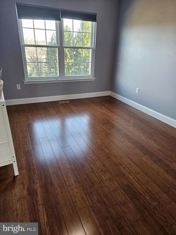 54 EMANDAN LN, Hockessin, DE 19707