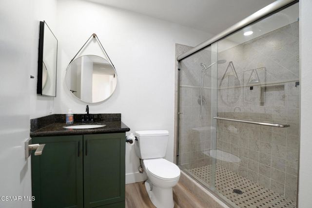 974 Quarterhorse Lane, Oak Park, CA 91377