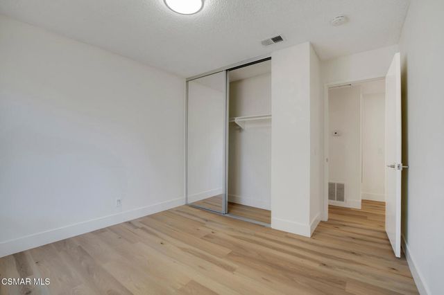 974 Quarterhorse Lane, Oak Park, CA 91377