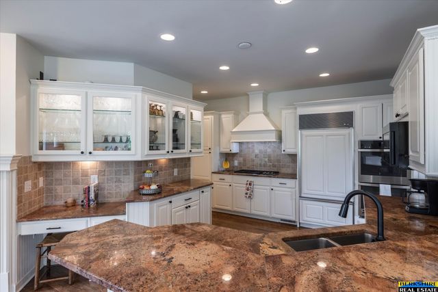 1801 S 186 Street, Omaha, NE 68130