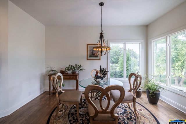1801 S 186 Street, Omaha, NE 68130