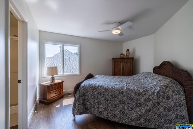 1801 S 186 Street, Omaha, NE 68130
