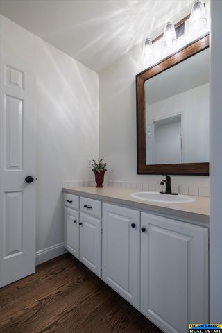1801 S 186 Street, Omaha, NE 68130