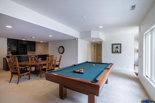 1801 S 186 Street, Omaha, NE 68130