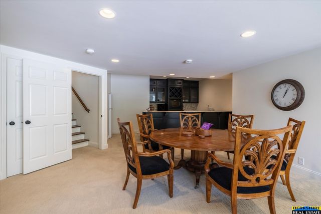 1801 S 186 Street, Omaha, NE 68130