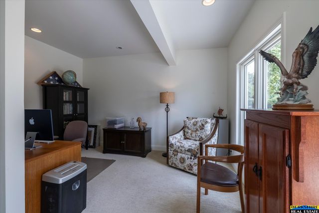 1801 S 186 Street, Omaha, NE 68130