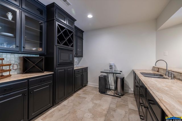 1801 S 186 Street, Omaha, NE 68130