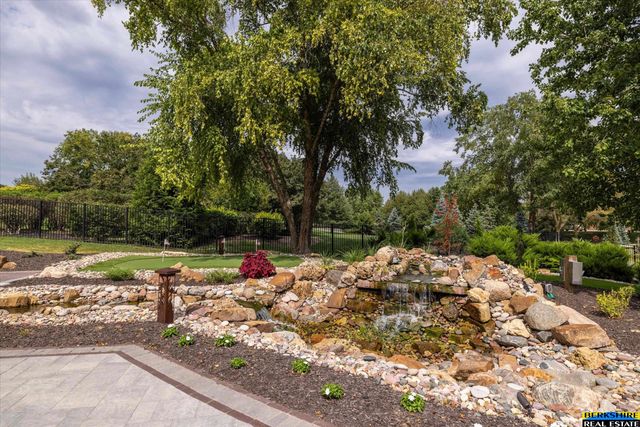 1801 S 186 Street, Omaha, NE 68130