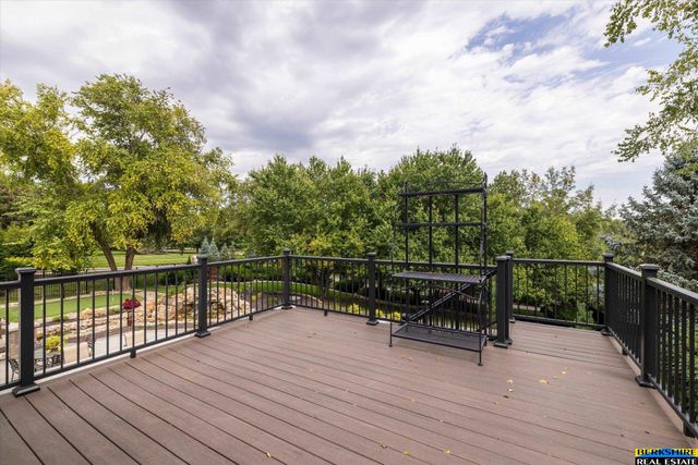1801 S 186 Street, Omaha, NE 68130