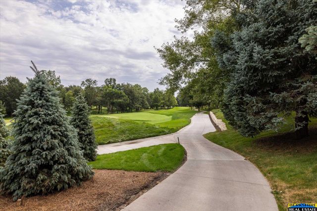 1801 S 186 Street, Omaha, NE 68130