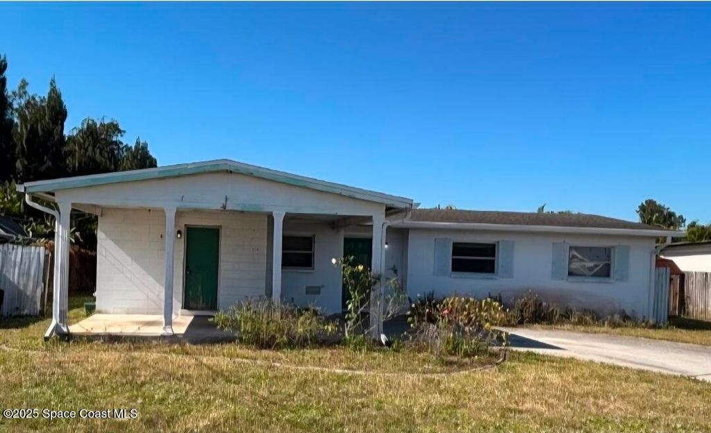 1085 N Montego Bay Drive N, Merritt Island, FL 32953