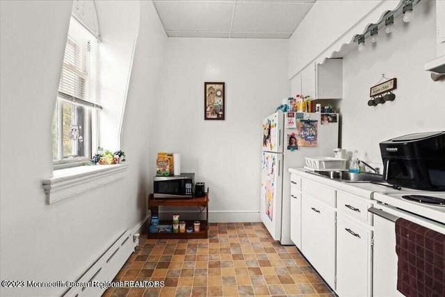 125 W Commerce Street, Bridgeton, NJ 08302