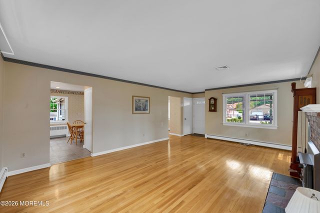 23 Newtons Corner Road, Howell, NJ 07731