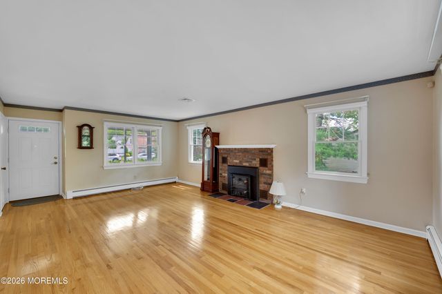 23 Newtons Corner Road, Howell, NJ 07731