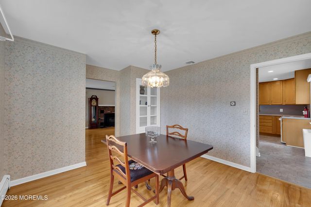 23 Newtons Corner Road, Howell, NJ 07731